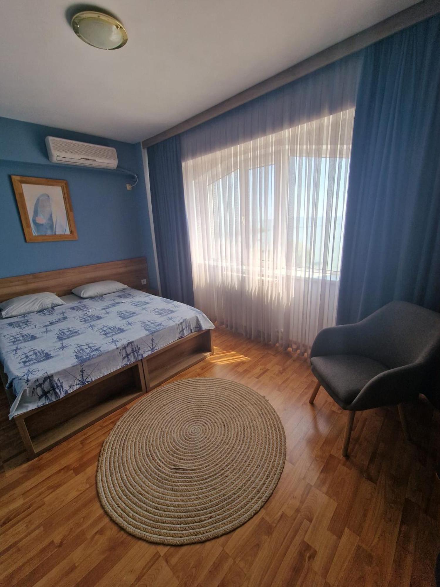 Hotel Poarta Apelor Sarichioi Exteriér fotografie